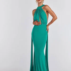 sleeveless backless maxi dress