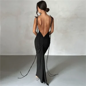 sleeveless backless maxi dress