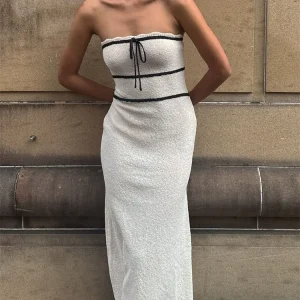 sleeveless backless maxi dress